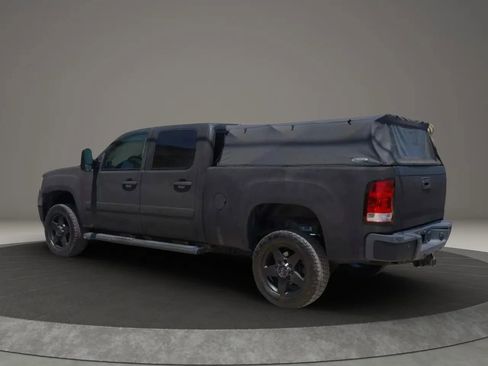 Used 2014 GMC Sierra 2500 Denali image 3