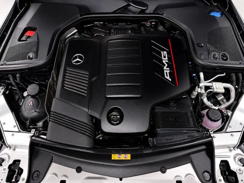 Used 2022 Mercedes-Benz E 53 AMG 4MATIC Sedan image 29