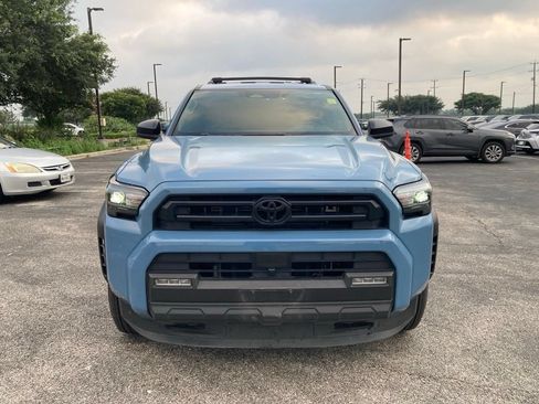 Used 2025 Toyota 4Runner SR5 RWD image 2