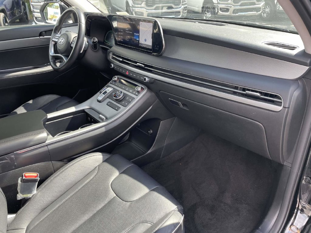 Used 2025 Hyundai Palisade SEL AWD/4WD image 14