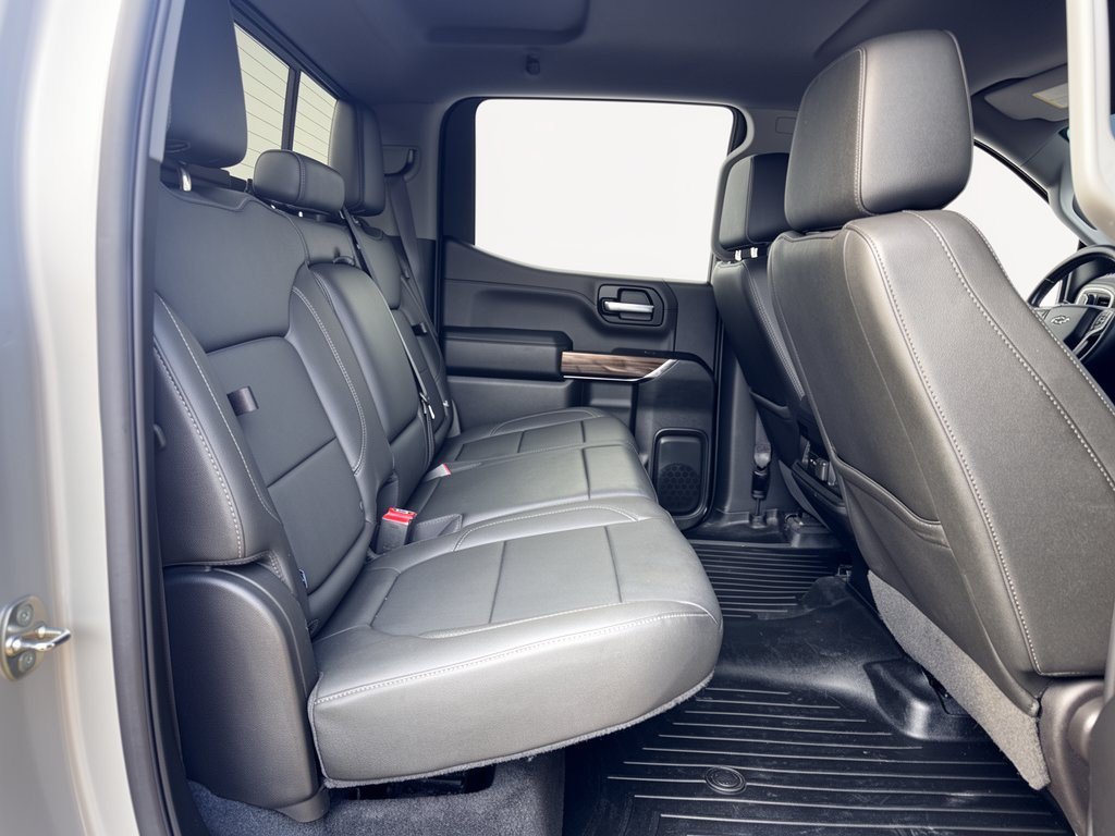 Used 2022 Chevrolet Silverado 1500 RST w/ Convenience Package II AWD/4WD image 29