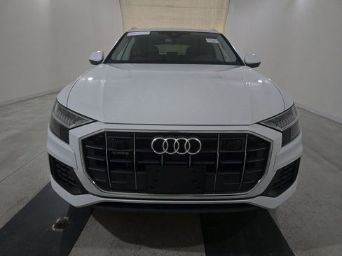 Used 2023 Audi Q8 Premium Plus image 2