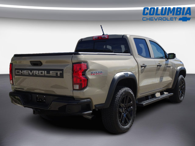 Used 2023 Chevrolet Colorado Trail Boss w/ Advanced Trailering Package AWD/4WD image 3