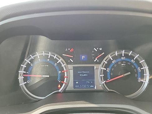 Used 2016 Toyota 4Runner SR5 image 20