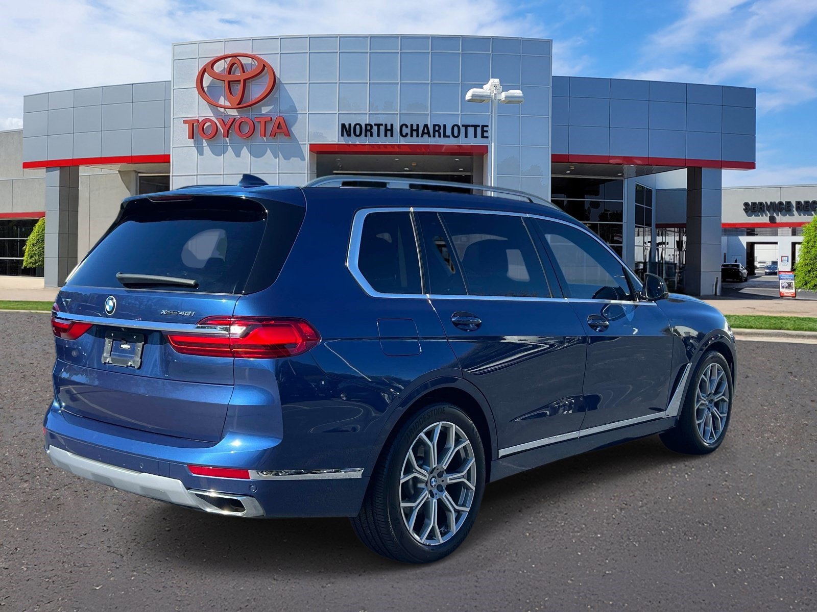 Used 2019 BMW X7 xDrive40i w/ Premium Package AWD/4WD image 6