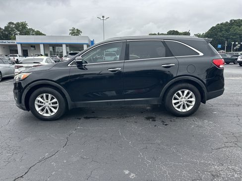 Used 2016 Kia Sorento FWD image 5