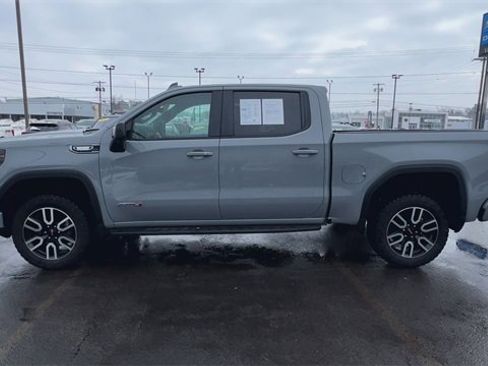 Used 2025 GMC Sierra 1500 AT4 w/ AT4 Premium Package image 5