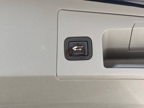 Used 2021 Cadillac XT5 Premium Luxury FWD image 29