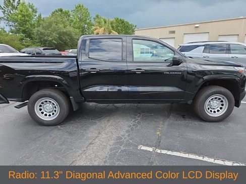 Used 2026 Chevrolet Colorado W/T RWD image 7