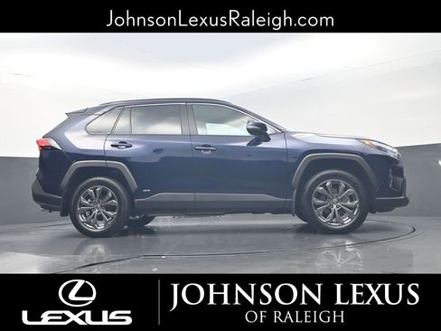 Used 2024 Toyota RAV4 XLE Premium w/ Weather Package AWD/4WD image 20