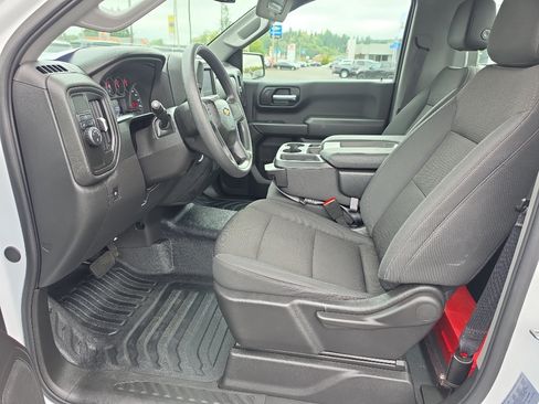 Certified 2025 Chevrolet Silverado 1500 W/T RWD image 14