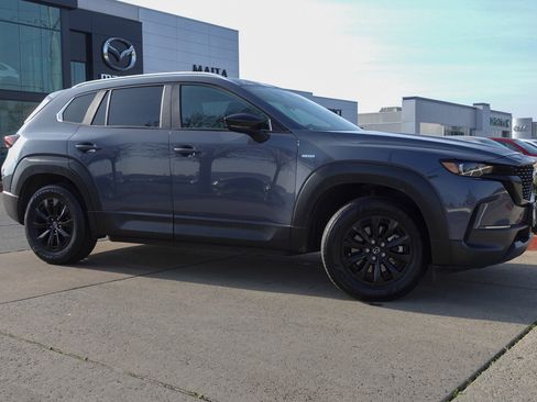 Certified 2025 MAZDA CX-50 2.5 Hybrid w/ Preferred Pkg image 4