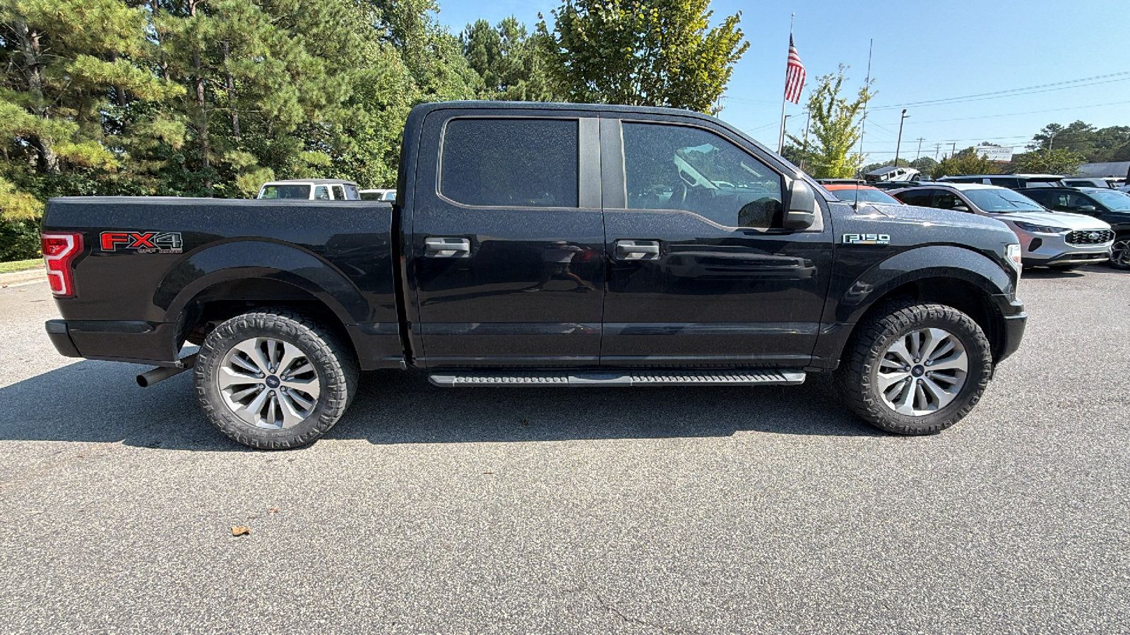 Used 2018 Ford F150 XL w/ Equipment Group 101A Mid AWD/4WD image 7