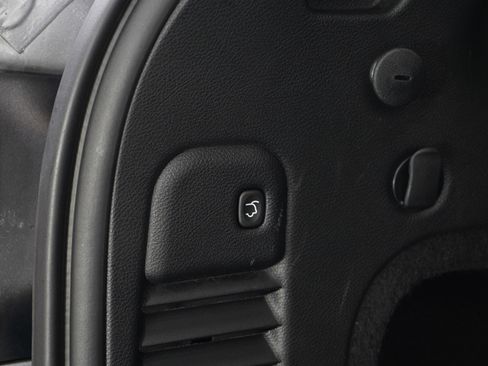 Used 2021 Jeep Grand Cherokee Trailhawk image 11