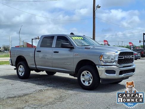 Used 2020 RAM 2500 Tradesman w/ Chrome Appearance Group AWD/4WD image 23