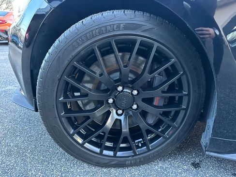 Used 2017 Ford Mustang GT Premium w/ GT Performance Package image 33