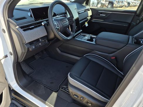 New 2026 GMC Sierra EV Elevation image 11