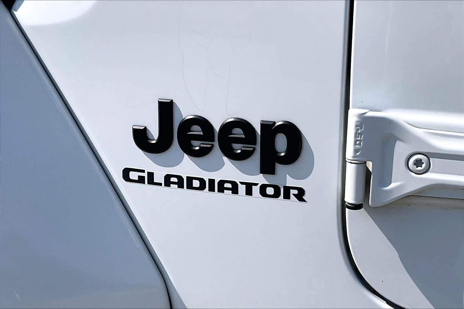 Used 2022 Jeep Gladiator Sport AWD/4WD image 27