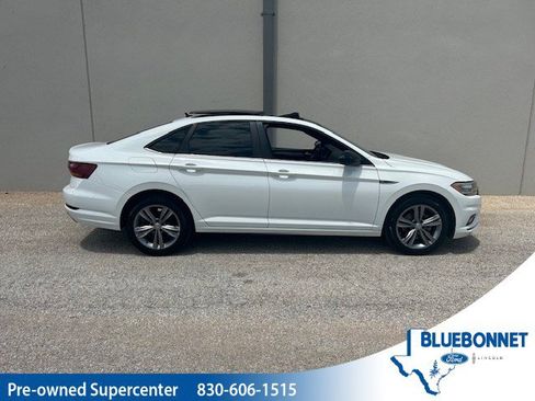 Used 2019 Volkswagen Jetta R-Line FWD image 1