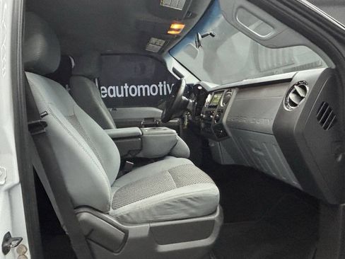 Used 2011 Ford F250 XLT w/ XLT Interior Pkg AWD/4WD image 34