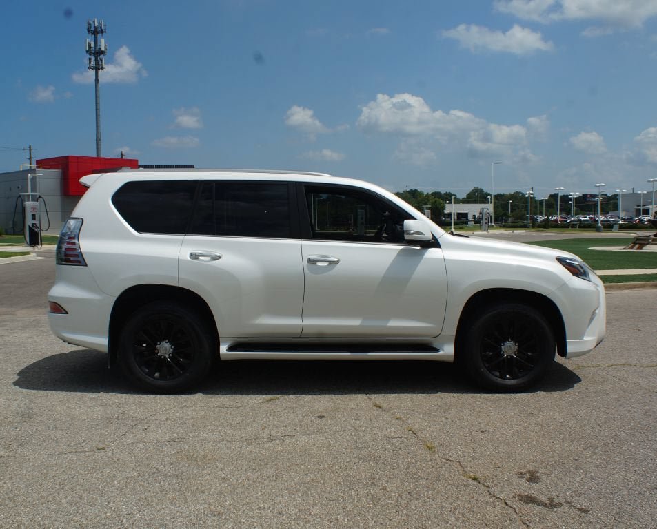 Used 2023 Lexus GX 460 Premium w/ Premium Package AWD/4WD image 21