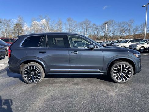 New 2026 Volvo XC90 B6 Ultra w/ Protection Package image 28