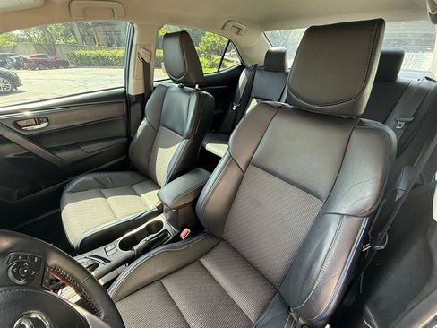 Used 2019 Toyota Corolla SE FWD image 13