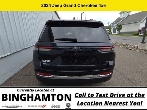 Used 2024 Jeep Grand Cherokee Limited 4xe AWD/4WD image 6