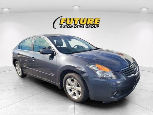 Used 2024 Nissan Sentra SV w/ All-Weather Package FWD image 1