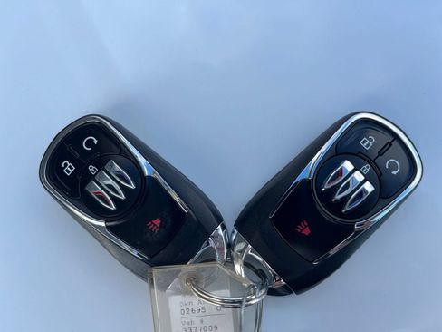 Used 2025 Buick Envista Sport Touring FWD image 21