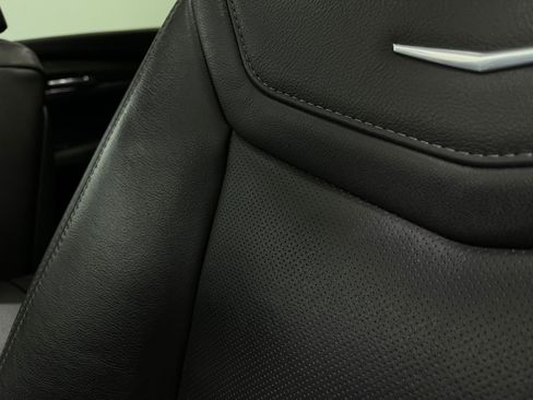 Used 2020 Cadillac XT5 Sportv w/ LPO, Floor Liner Package AWD/4WD image 18