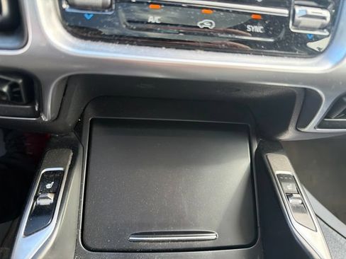 Certified 2022 Kia Sorento S w/ Panoramic Sunroof Package FWD image 15