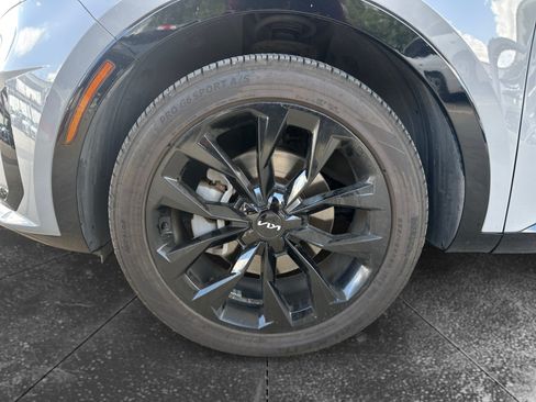 Used 2022 Kia Sorento SX FWD image 9