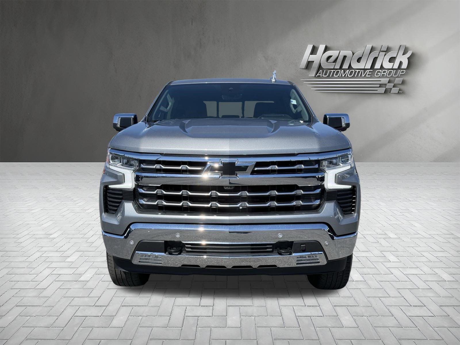 Used 2023 Chevrolet Silverado 1500 LTZ w/ Technology Package AWD/4WD image 3