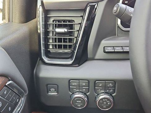 New 2026 GMC Sierra 3500 Denali Ultimate image 27