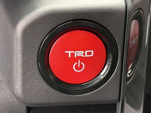 New 2026 Toyota 4Runner TRD Off-Road Premium AWD/4WD image 20