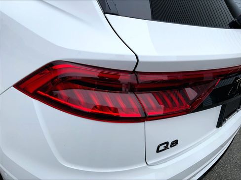 Certified 2023 Audi Q8 Premium Plus w/ Premium Plus Package AWD/4WD image 28