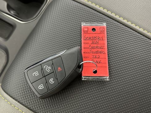 Certified 2024 Chevrolet Silverado 1500 ZR2 w/ ZR2 Bison Edition image 33