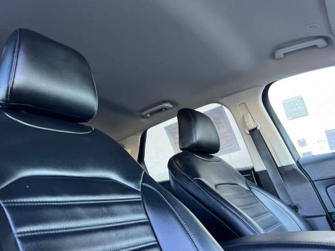 Used 2020 Ford Edge SEL image 18