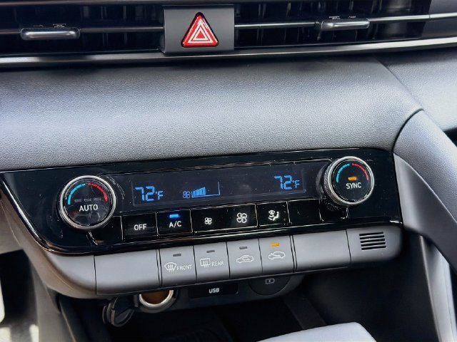 Certified 2026 Hyundai Elantra Sport FWD image 15