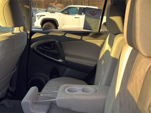 Used 2012 Toyota RAV4 4WD image 20