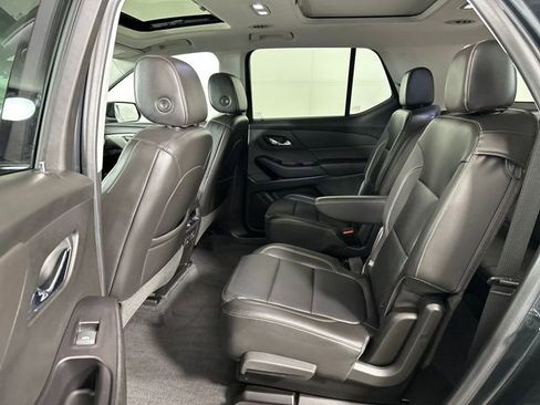 Used 2020 Chevrolet Traverse RS w/ LPO, Floor Liner Package AWD/4WD image 25