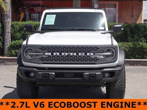 Used 2023 Ford Bronco Badlands w/ Sasquatch Package AWD/4WD image 3
