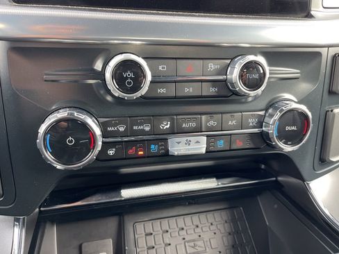 New 2025 Ford F150 Lariat w/ Equipment Group 502A High image 10