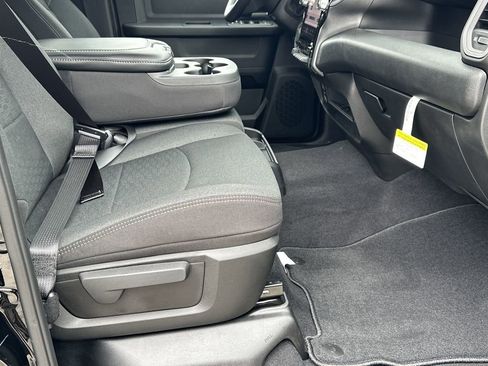 New 2025 RAM 2500 Tradesman AWD/4WD image 13