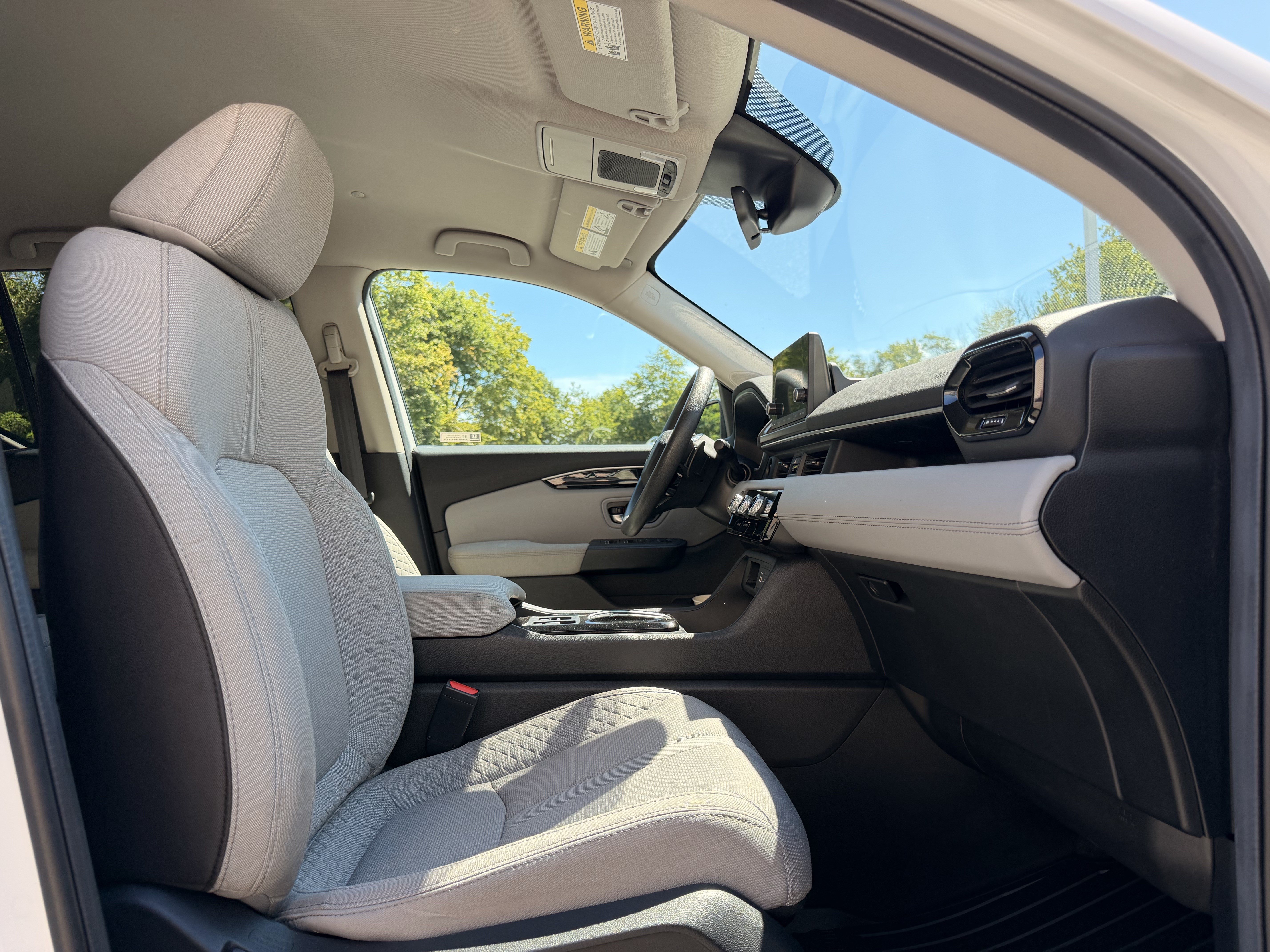 Certified 2024 Honda Pilot LX image 15