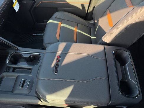 New 2026 GMC Sierra 2500 AT4 w/ AT4 Premium Plus Package image 14