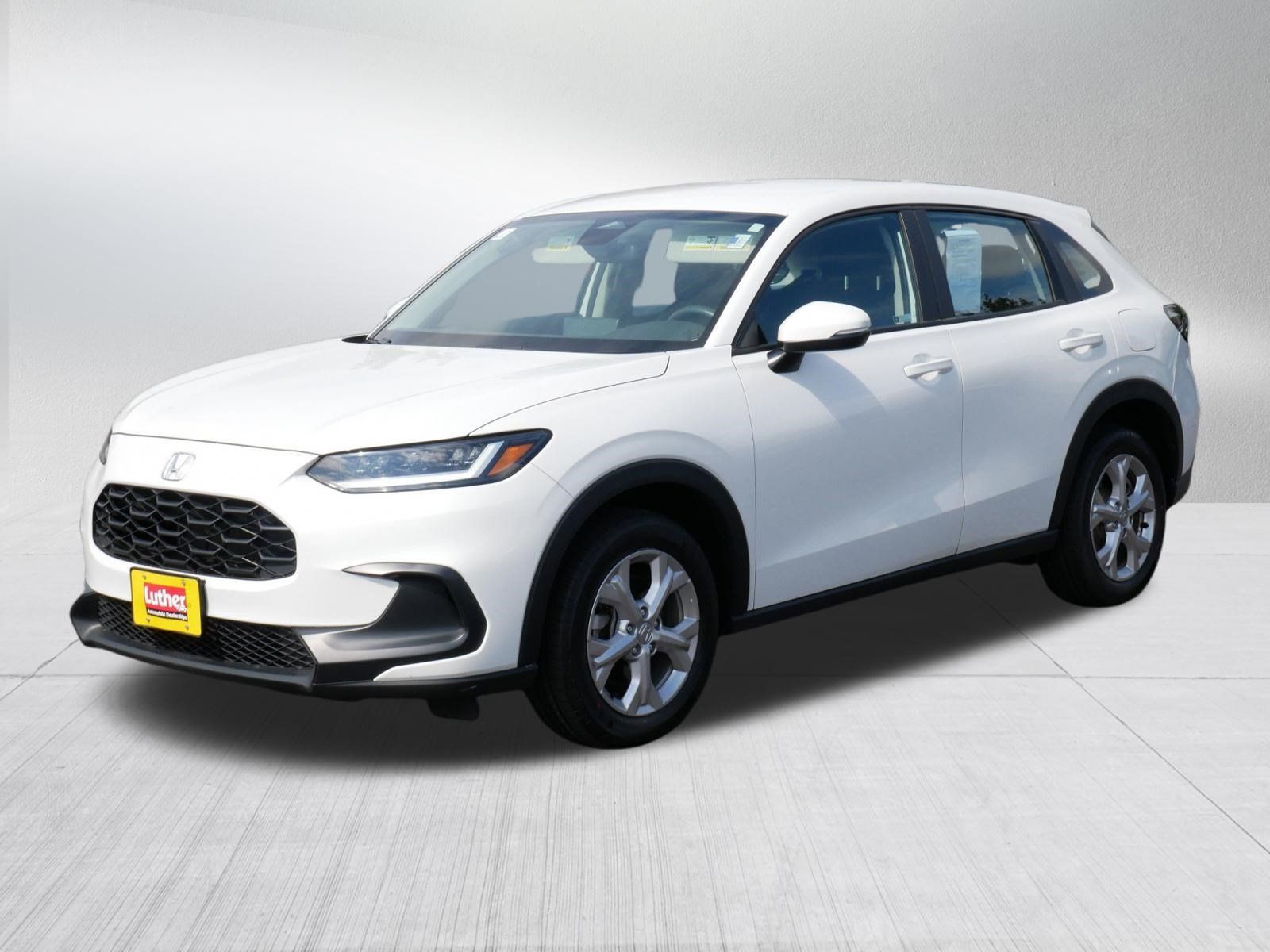 Used 2024 Honda HR-V LX image 3