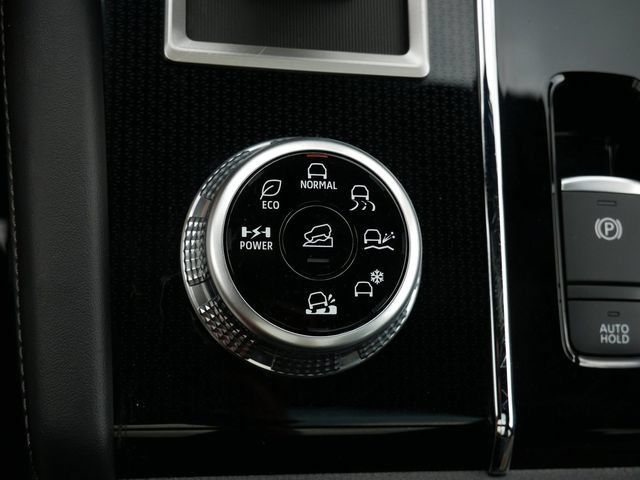 Used 2025 Mitsubishi Outlander SEL Black Edition AWD/4WD image 26