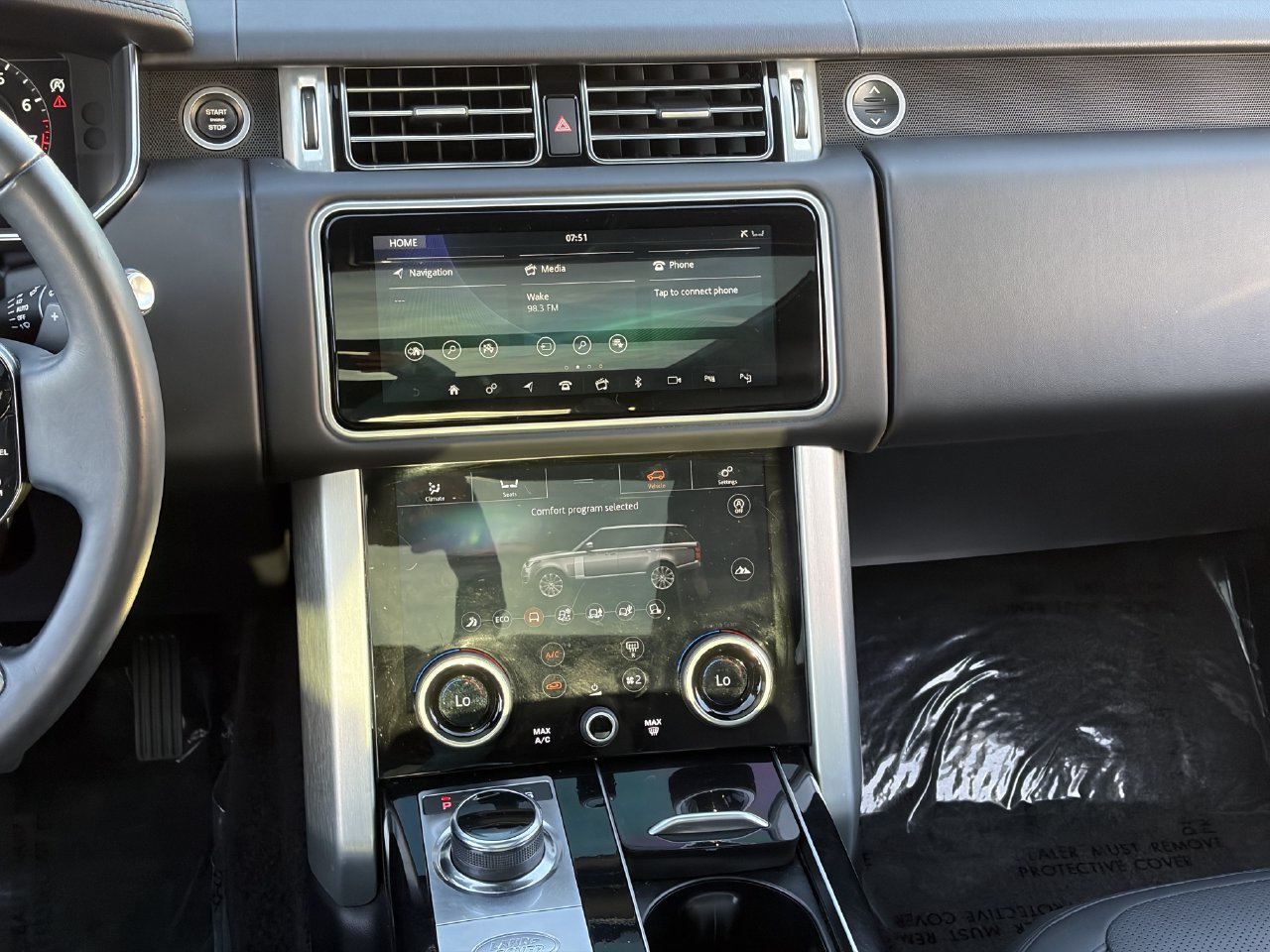 Used 2020 Land Rover Range Rover HSE AWD/4WD image 22